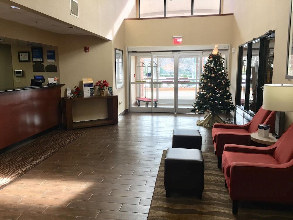 Comfort Inn & Suites Lake Norman Cornelius Exterior photo