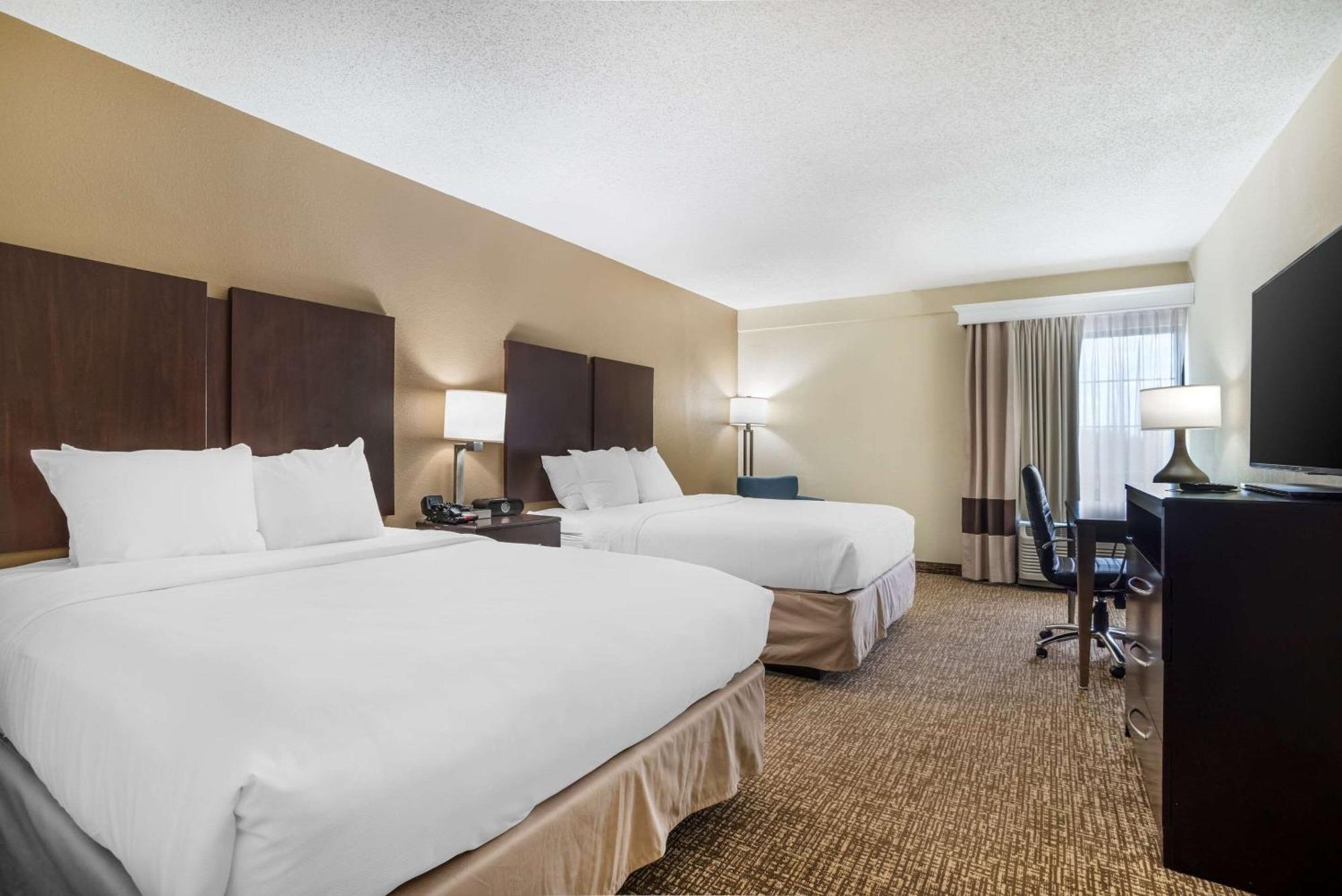 Comfort Inn & Suites Lake Norman Cornelius Exterior photo
