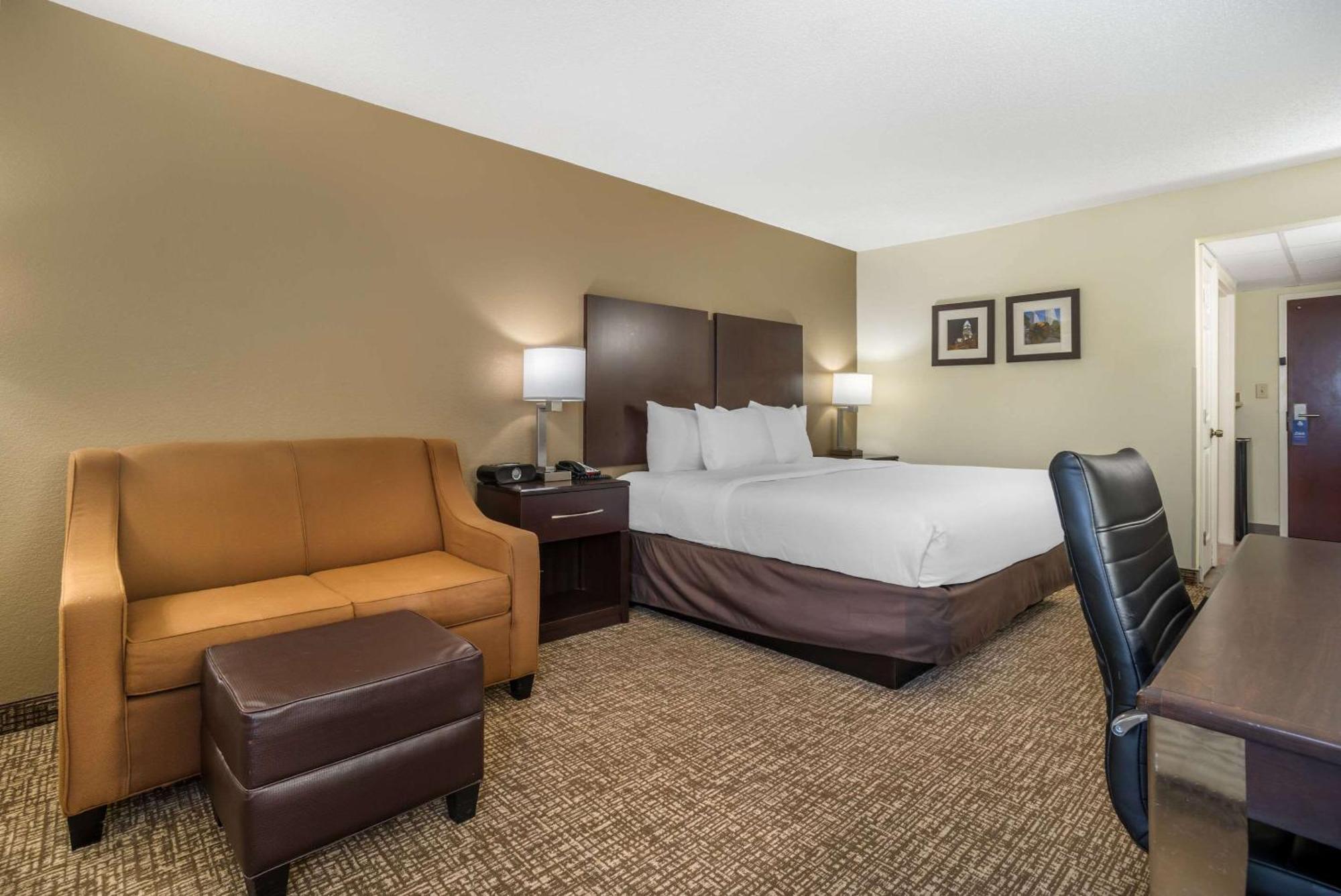 Comfort Inn & Suites Lake Norman Cornelius Exterior photo